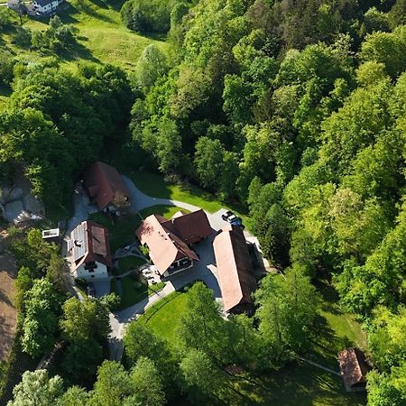 Domacija Seruga Countryside Hotel Novo Mesto Exterior photo